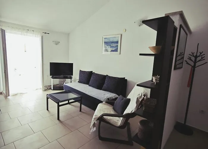 By The Apartmán Primošten